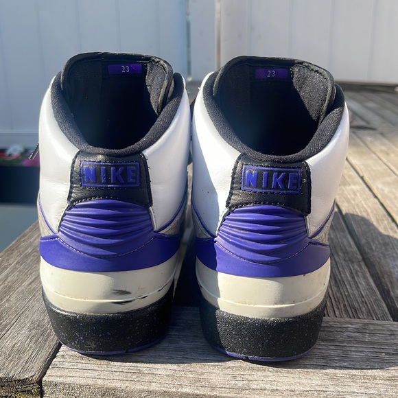 Retro Jordan II Grape Concord size 9.5 (Pre-Owned) - Picture 3 of 7